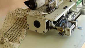 ZOJE ZJ1414 многоигольная поясная машина цепочного стежка