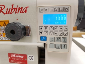 RUBINA RB-9400A-4CN  Ātrgaitas vienas adatas rūpnieciskā šujmašīna ar automātiskām funkcijām