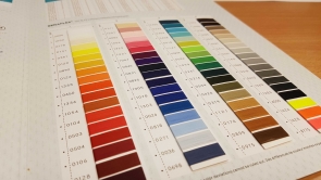 SERAFLEX elastīgo diegu krāsu katalogs