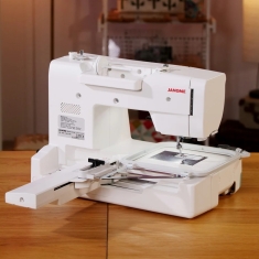 Вышивальная машина Janome Memory Craft 100E