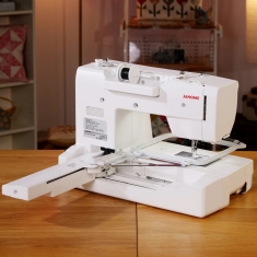 Šūšanas–izšūšanas mašīna Janome Memory Craft 1000