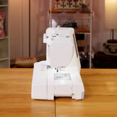 Šūšanas–izšūšanas mašīna Janome Memory Craft 1000